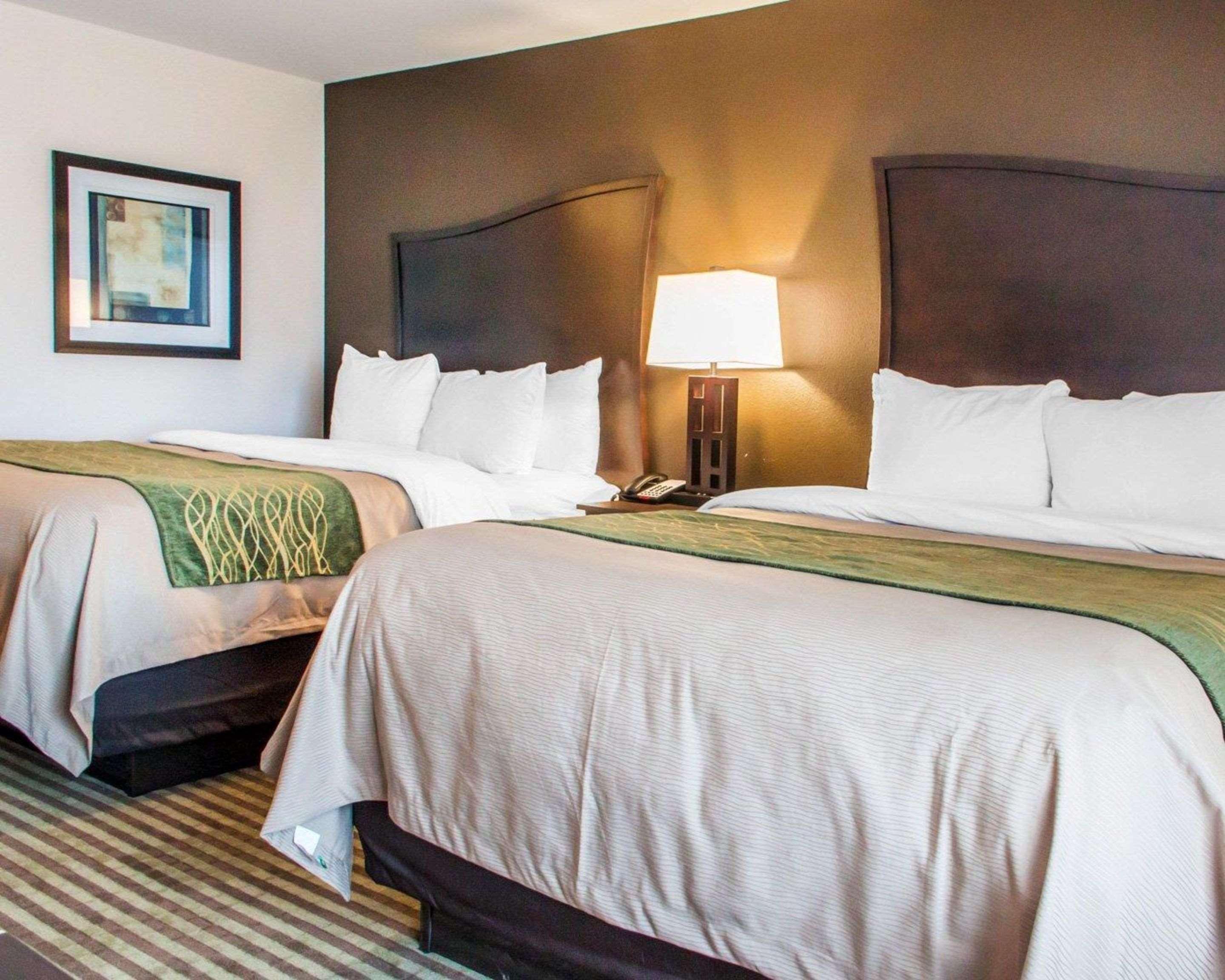 Comfort Inn & Suites Woodward Екстериор снимка