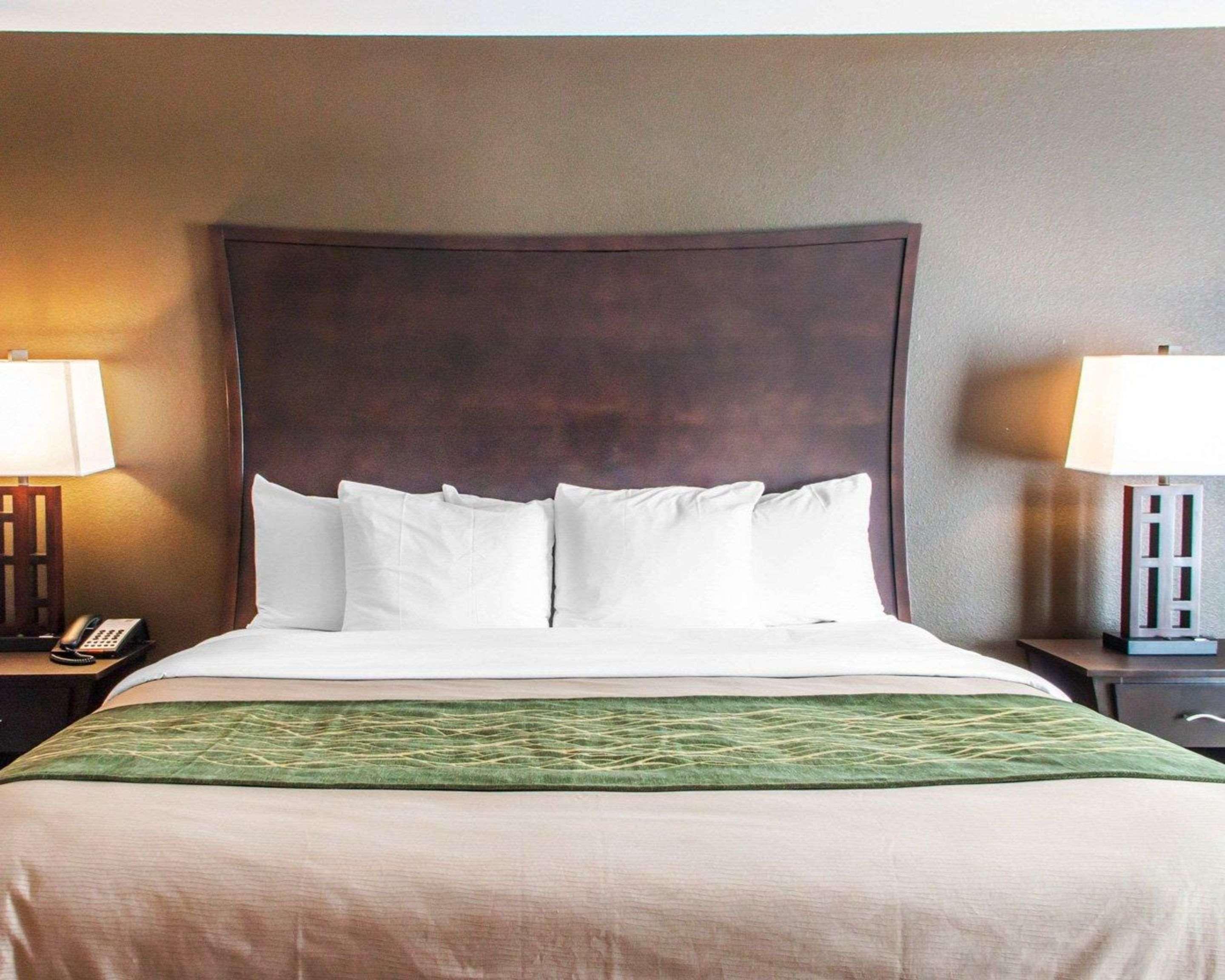 Comfort Inn & Suites Woodward Екстериор снимка