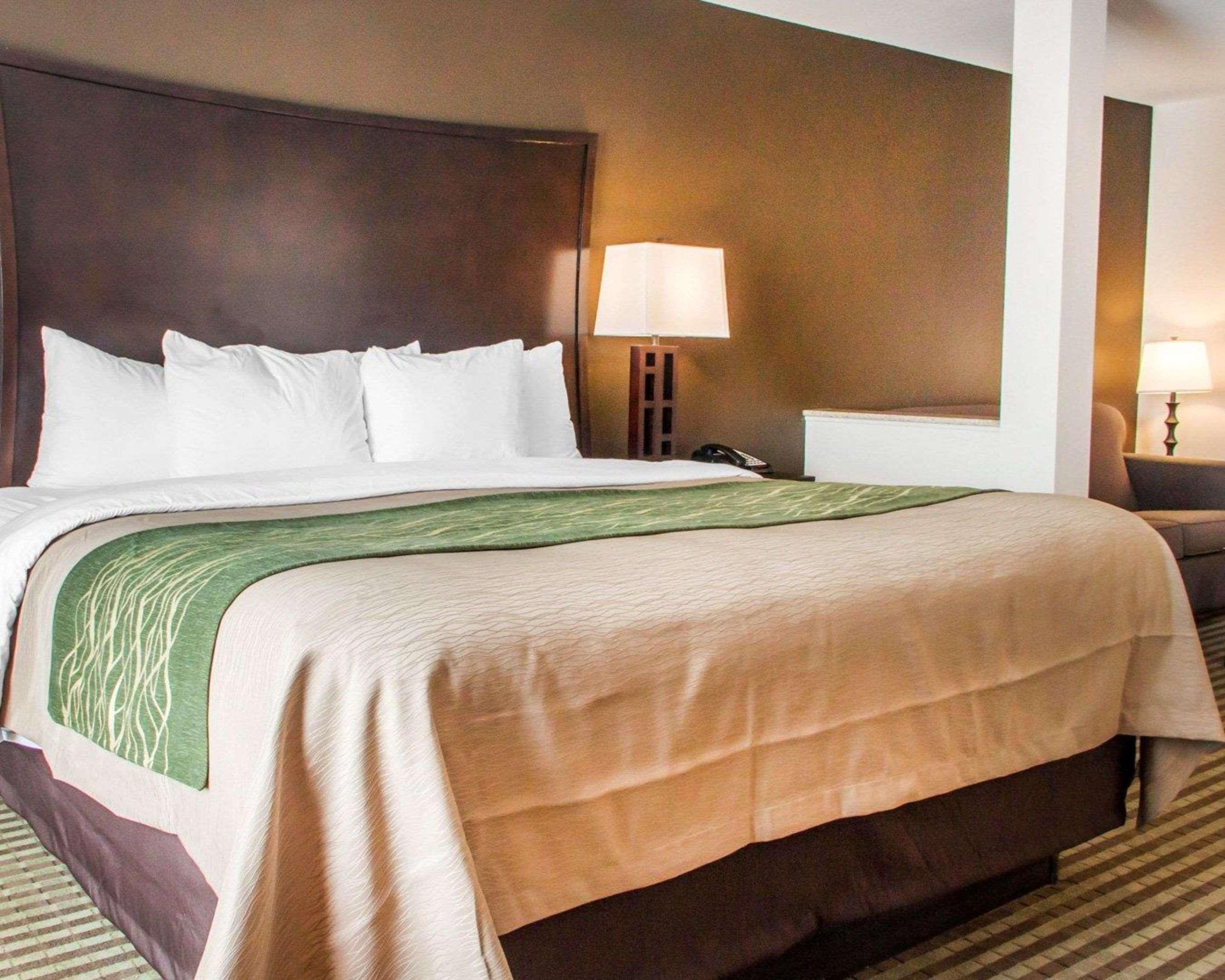 Comfort Inn & Suites Woodward Екстериор снимка