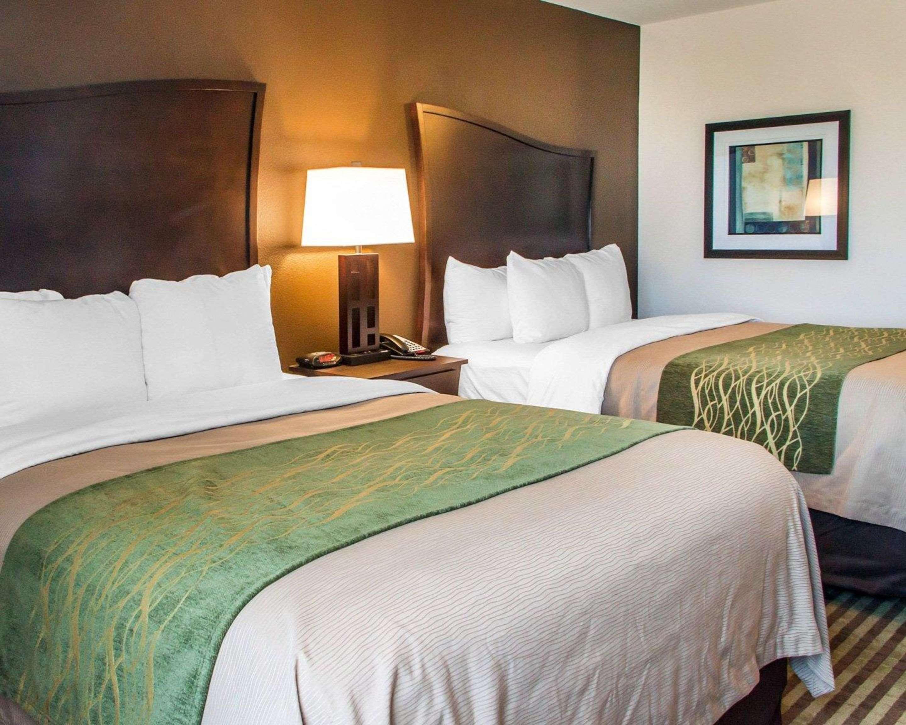 Comfort Inn & Suites Woodward Екстериор снимка